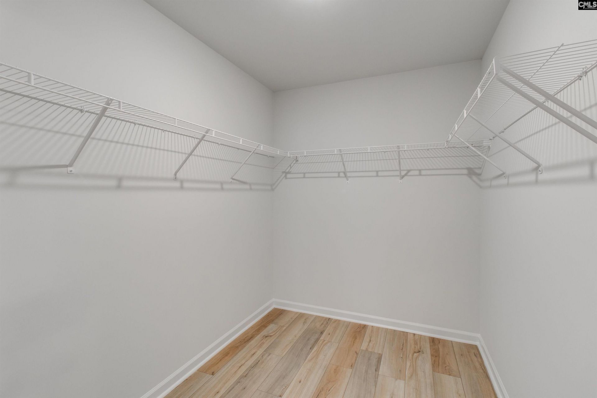 205 Kingsley Drive  Photo 11
