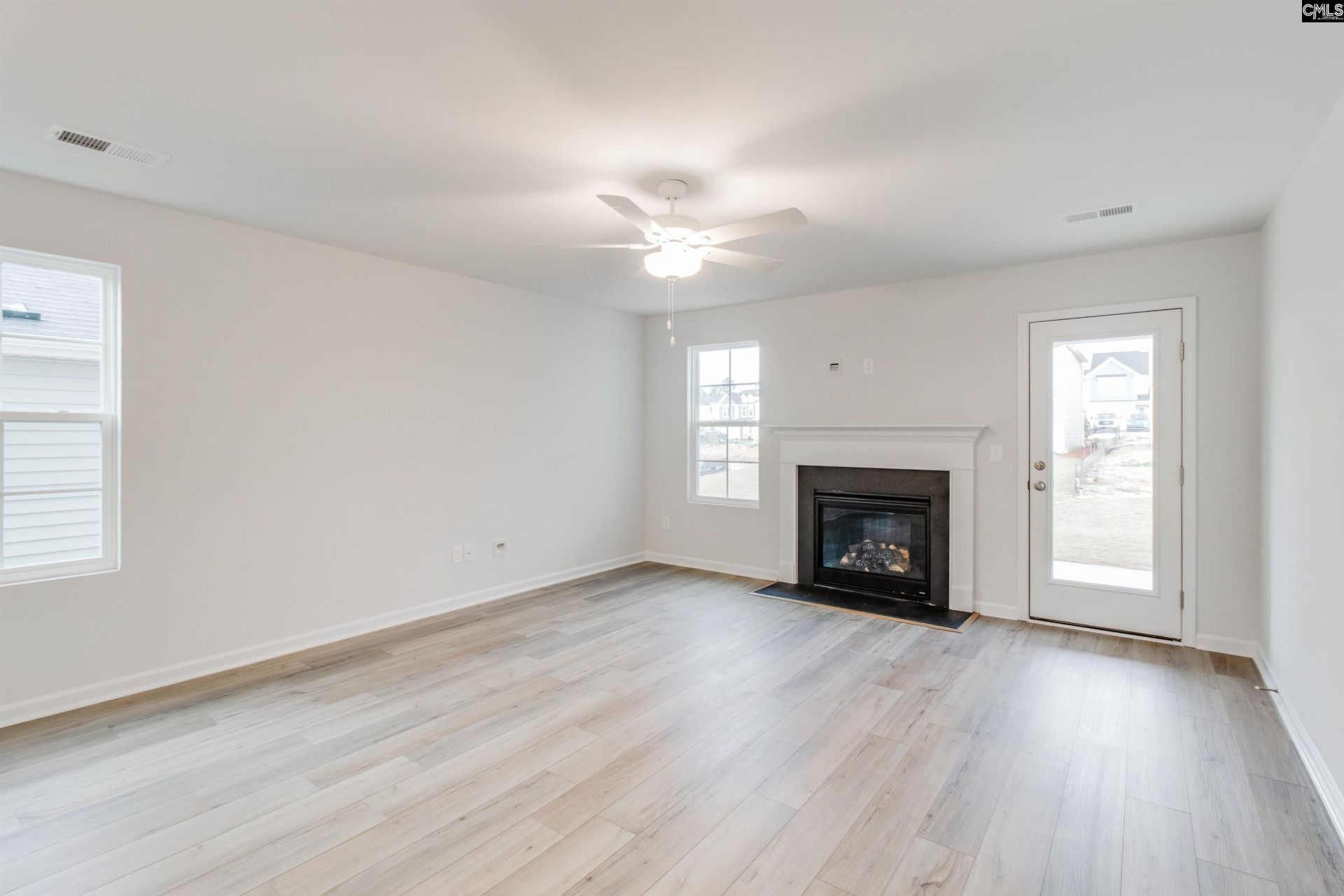 205 Kingsley Drive  Photo 6