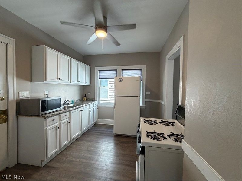 398 E 149th Street, Cleveland, OH 44110 Photo 7