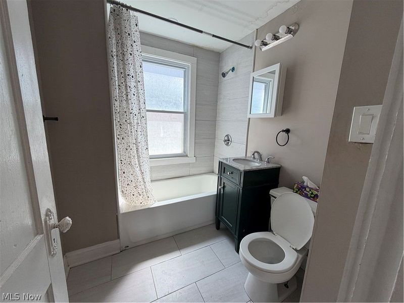 398 E 149th Street, Cleveland, OH 44110 Photo 8