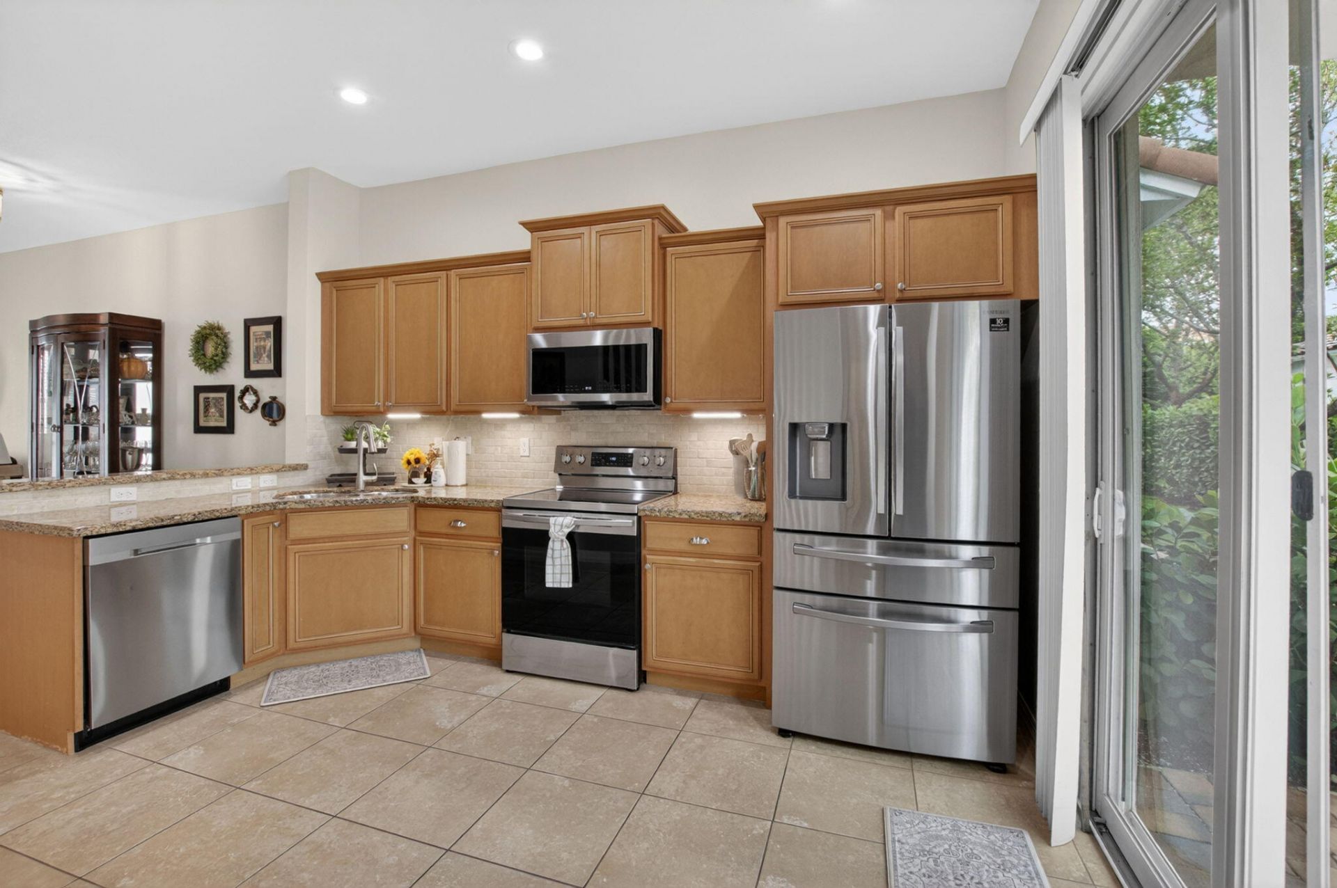 485 Graham Place, Boynton Beach, FL 33435 Photo