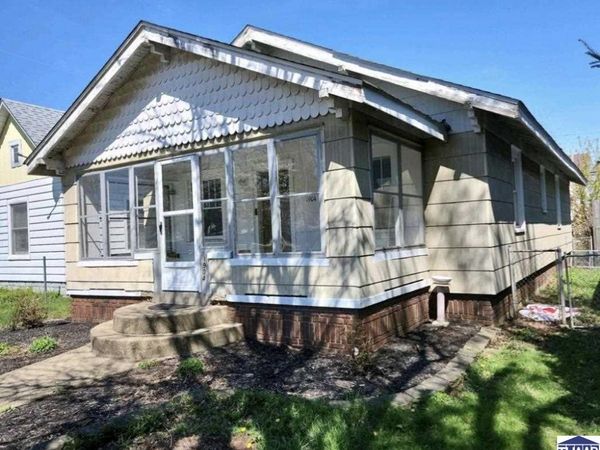 1904 7th Avenue, Terre Haute, IN 47807
