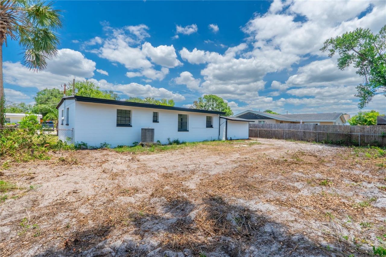 4112 W Fairview Heights , Tampa, FL 33616 Photo