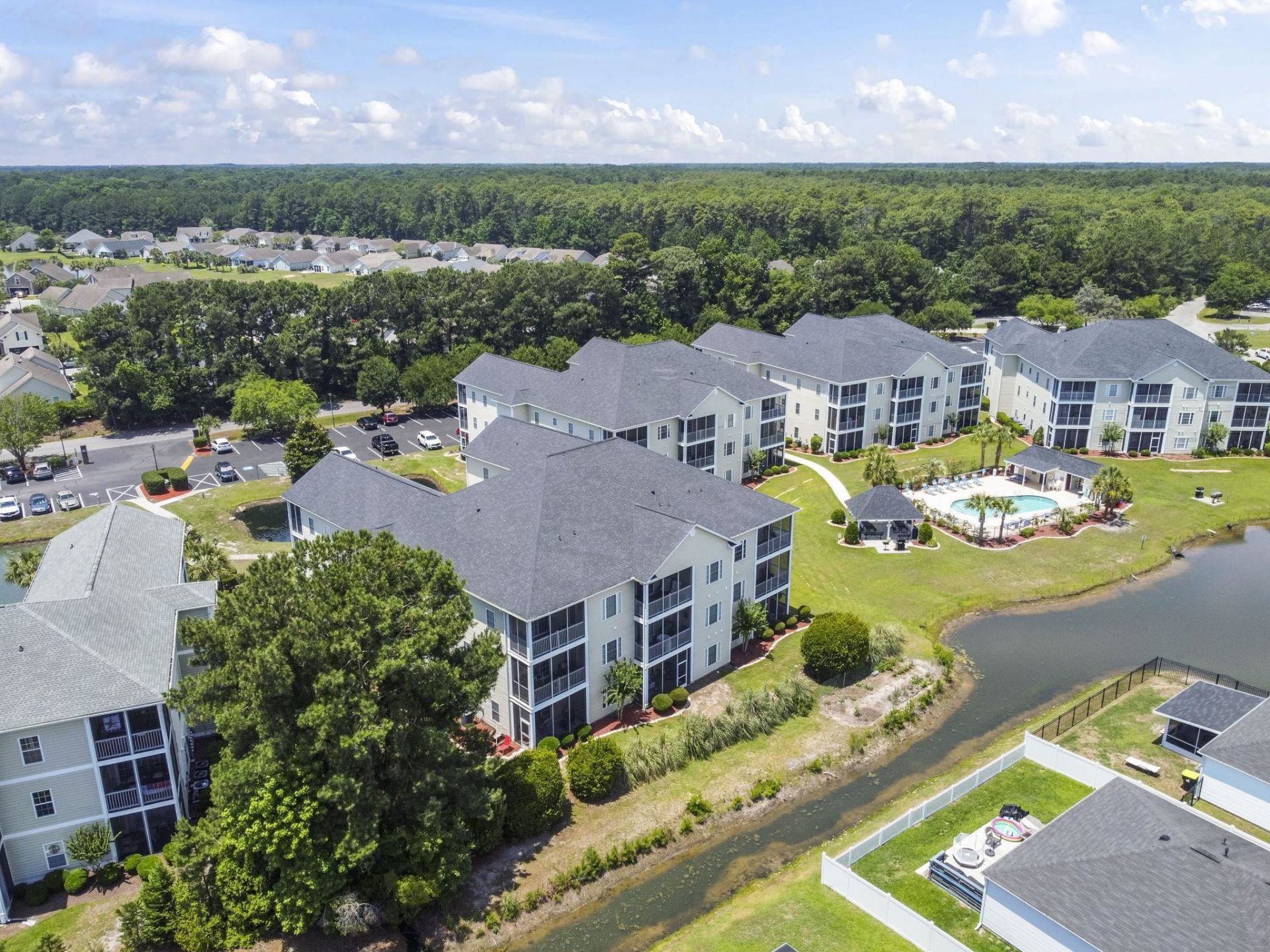 2050 Cross Gate Blvd. Photo 30