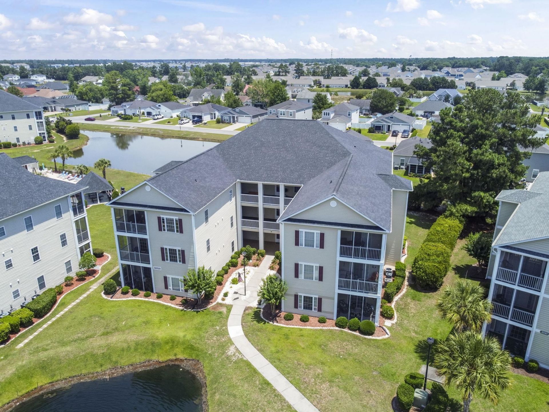 2050 Cross Gate Blvd. Photo 32