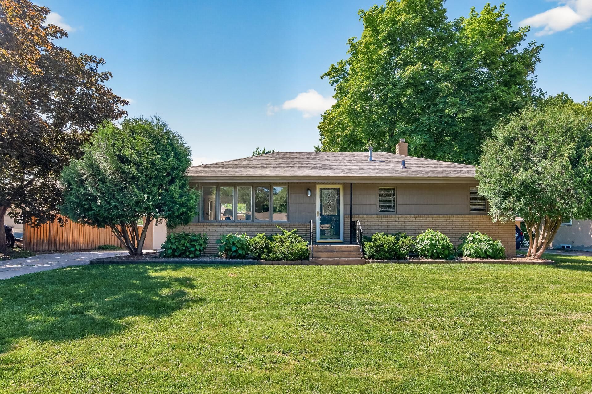 1056 Glenhill Road , Shoreview, MN 55126