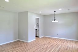 5 Apple Circle photo 4
