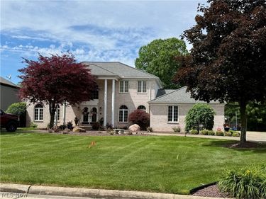 3782 Sperone Drive, Canfield, OH 44406