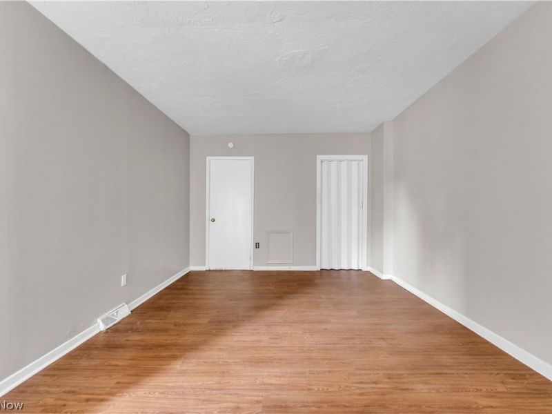 4657 Warner Road, Unit 4, Garfield Heights, OH 44125 Photo 10
