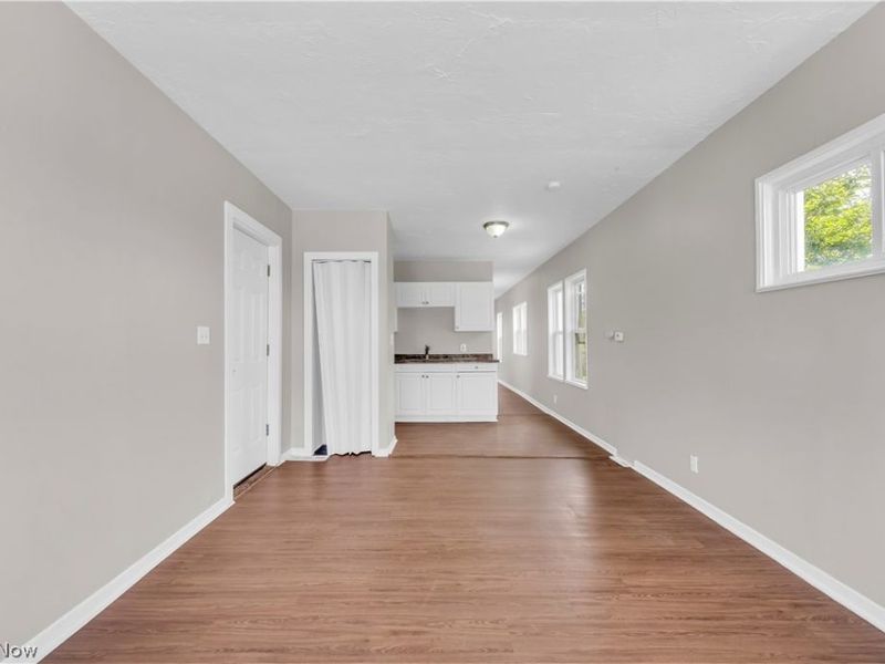 4657 Warner Road, Unit 4, Garfield Heights, OH 44125 Photo 6