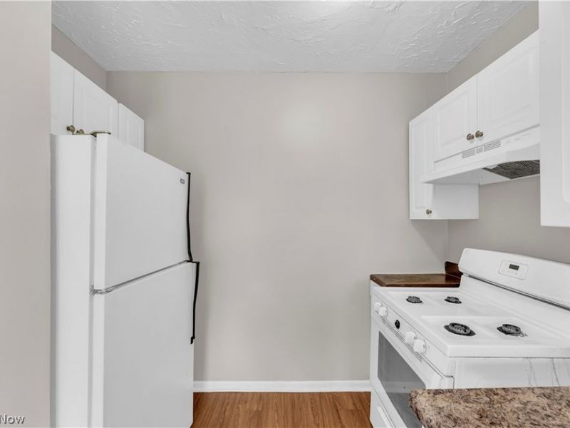 4657 Warner Road, Unit 4, Garfield Heights, OH 44125 Photo 9