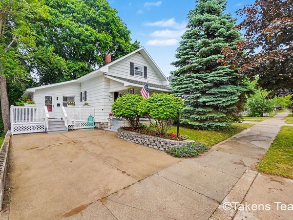 511 E River Street, Cadillac, MI 49601