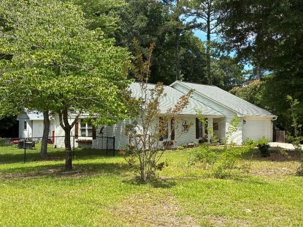 1124 Granite Lane, Loganville, GA 30052