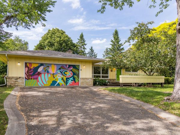 1953 Summer Street , Falcon Heights, MN 55113