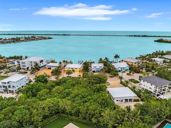 125 Bimini Drive, Duck, FL 33050
