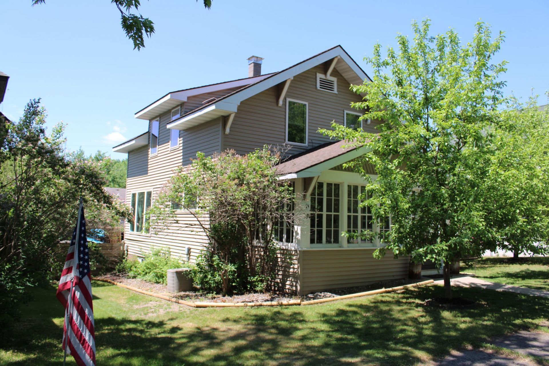 214 3rd Avenue, Bovey, MN 55709 Main Photo