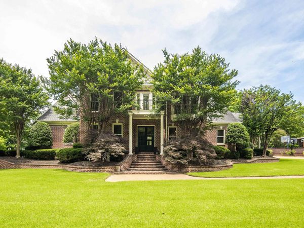 7590 CHAPEL CREEK PKY N, Memphis, TN 38016