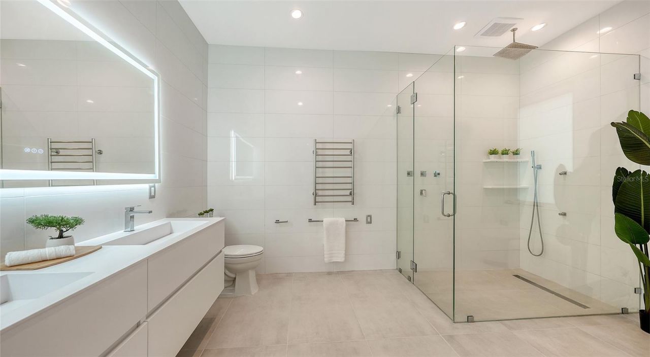 2138 Hawthorne Street, Sarasota, FL 34239 Photo