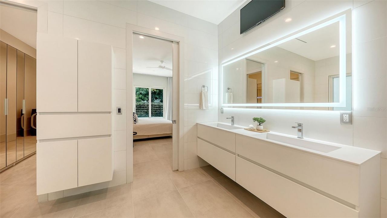 2138 Hawthorne Street, Sarasota, FL 34239 Photo