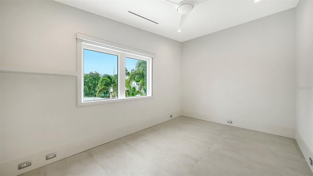 2138 Hawthorne Street, Sarasota, FL 34239 Photo