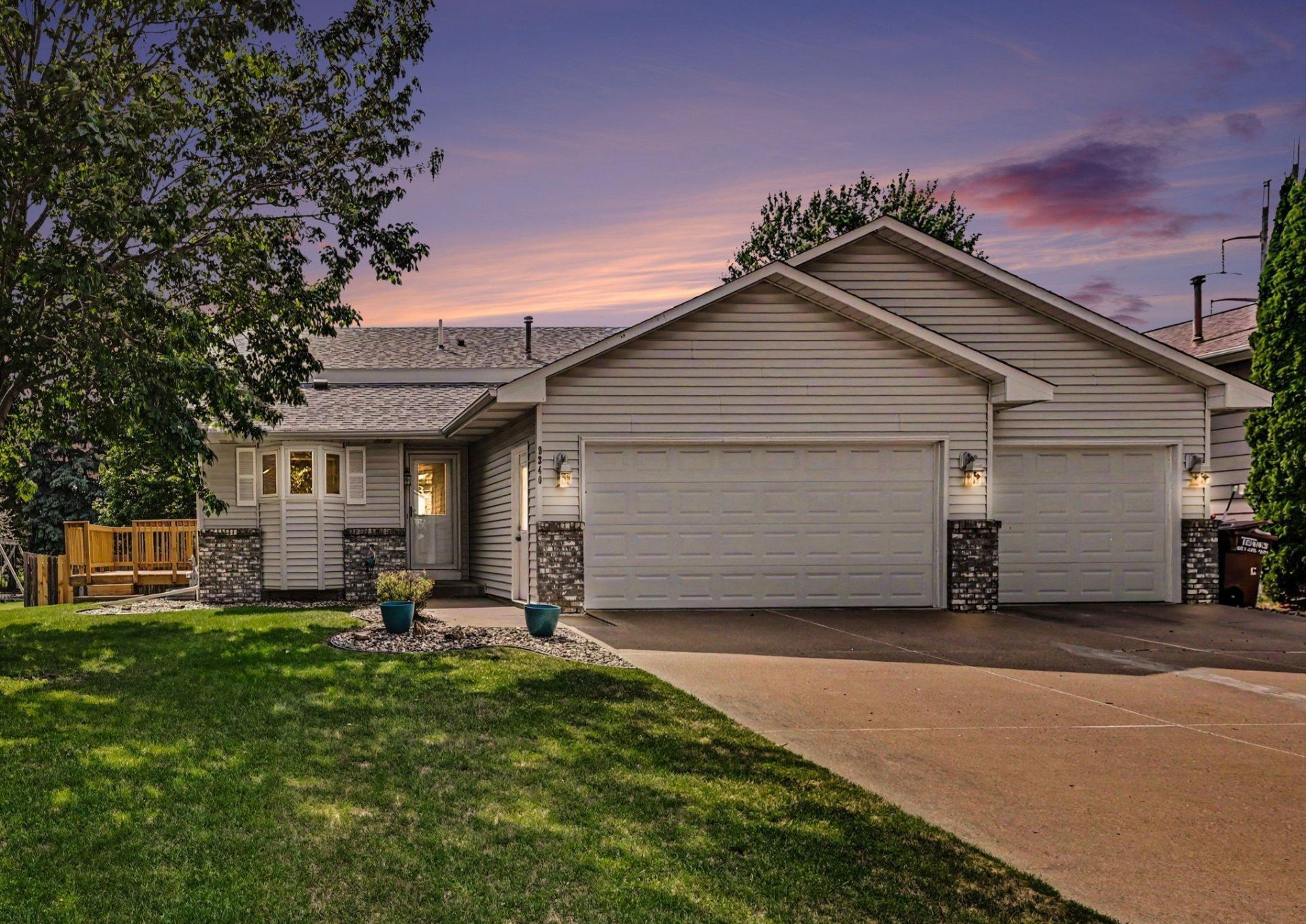 9340 Jarrod Avenue S, Cottage Grove, MN 55016 Main Photo