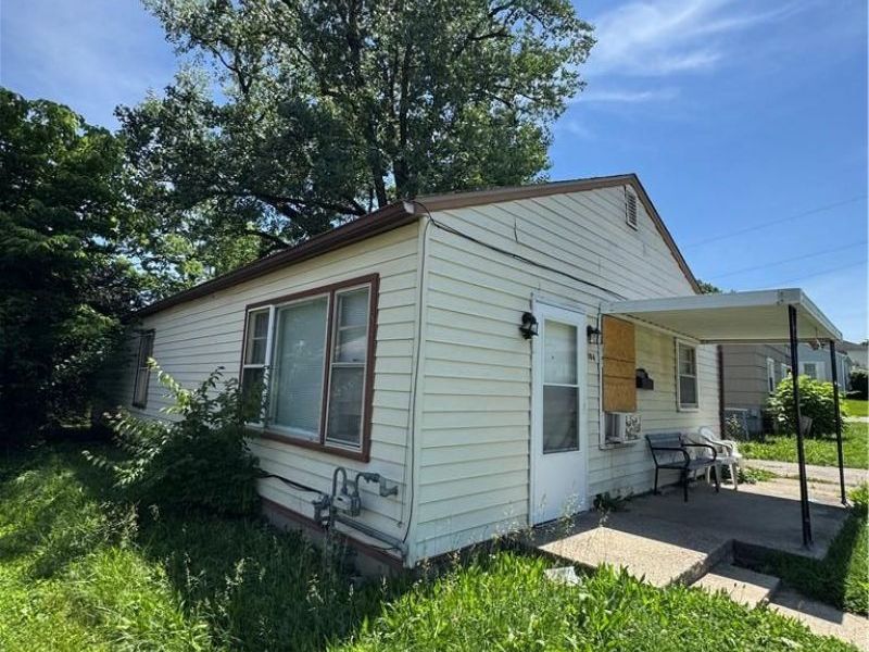 104 N Halloway Street, Dayton, OH 45417 Photo 3