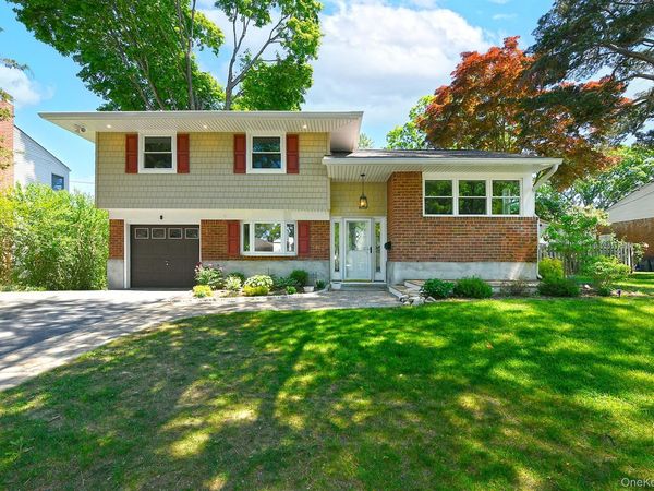 7 Rensselaer Drive, Commack, NY 11725