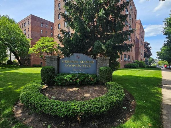 1 Fisher Drive, Unit 607, Mount Vernon, NY 10552
