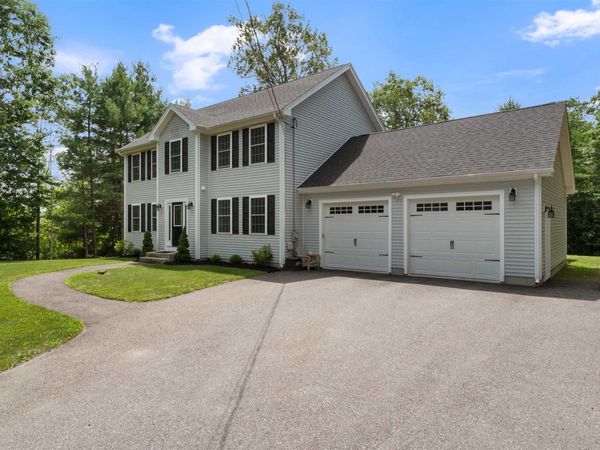 178 Rolling Hill Drive, Weare, NH 03281