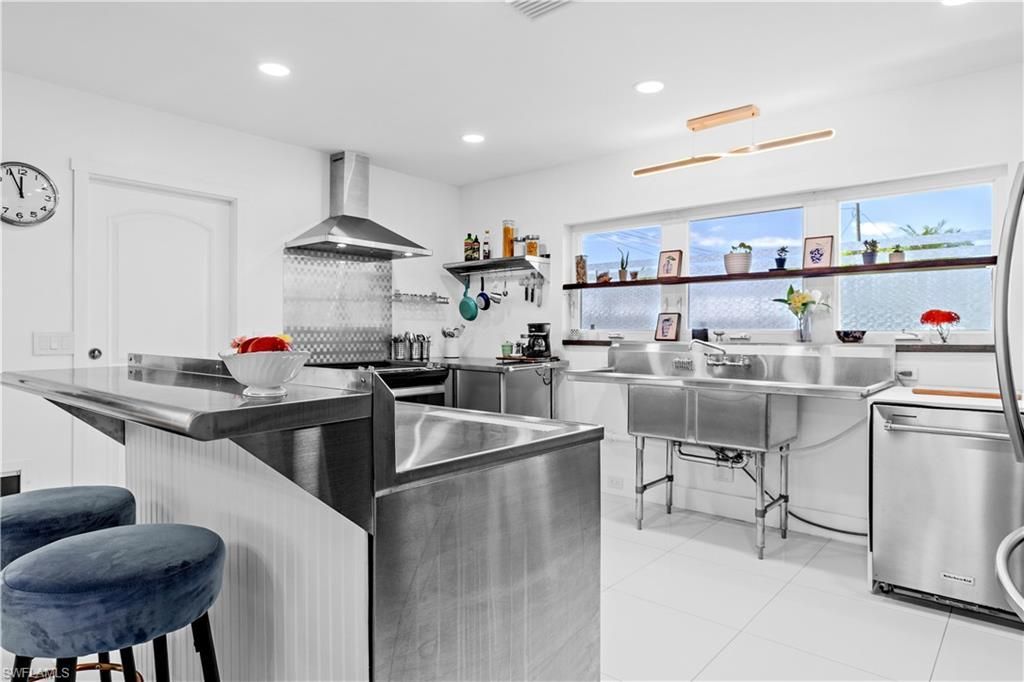 1300 Thompson St, North Fort Myers, FL 33903 Photo