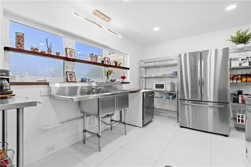 1300 Thompson St, North Fort Myers, FL 33903 Photo