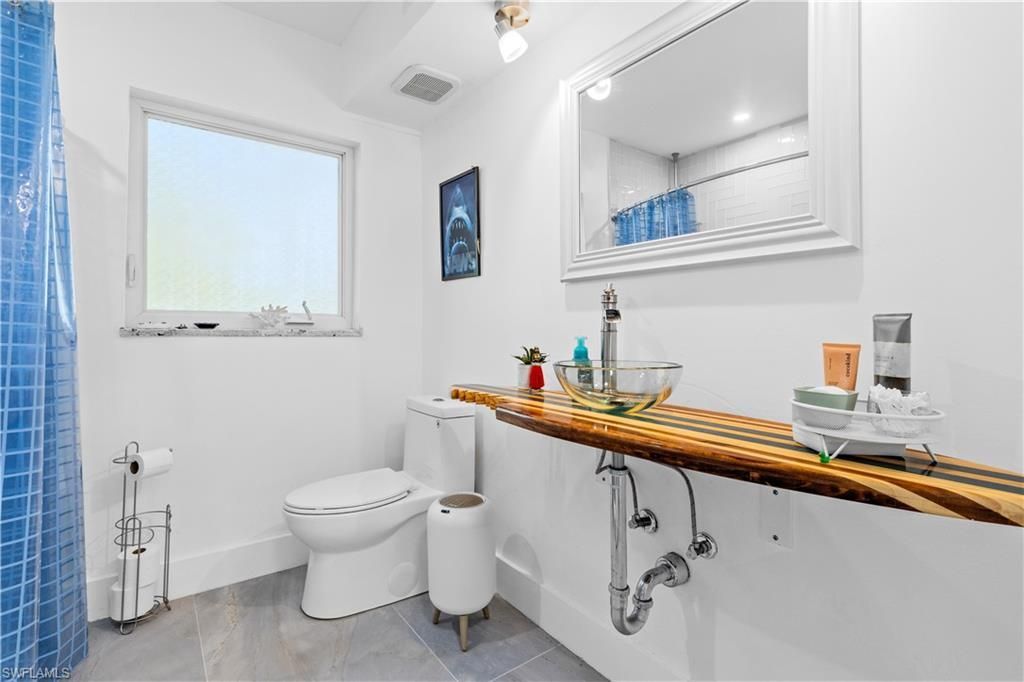 1300 Thompson St, North Fort Myers, FL 33903 Photo