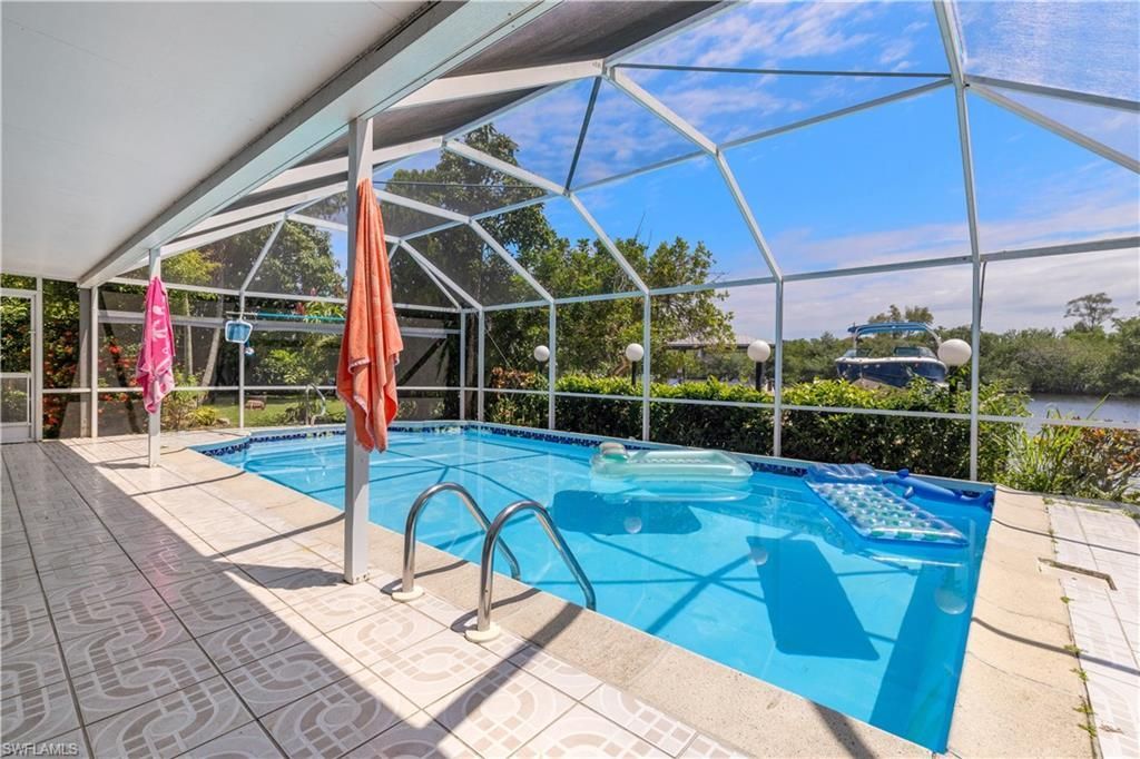 1300 Thompson St, North Fort Myers, FL 33903 Photo