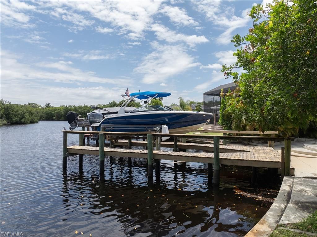 1300 Thompson St, North Fort Myers, FL 33903 Photo