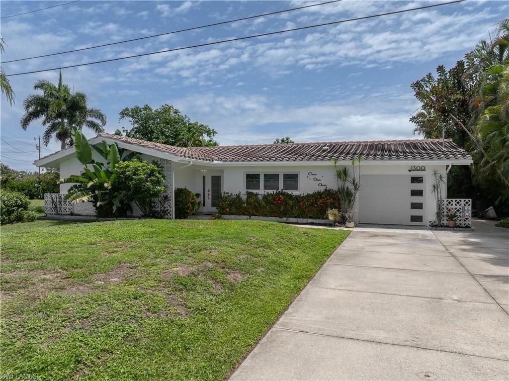 1300 Thompson St, North Fort Myers, FL 33903 Photo