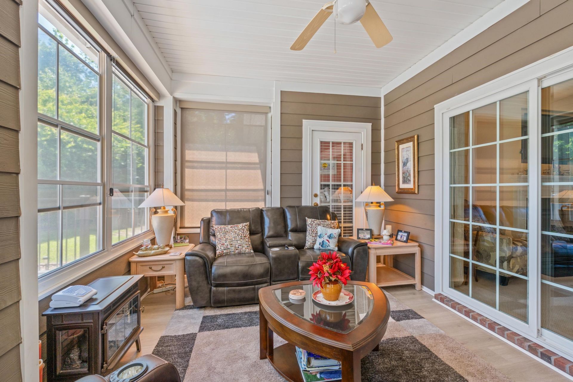 961 Foxtail Dr. Photo 30