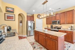 961 Foxtail Dr. photo 4