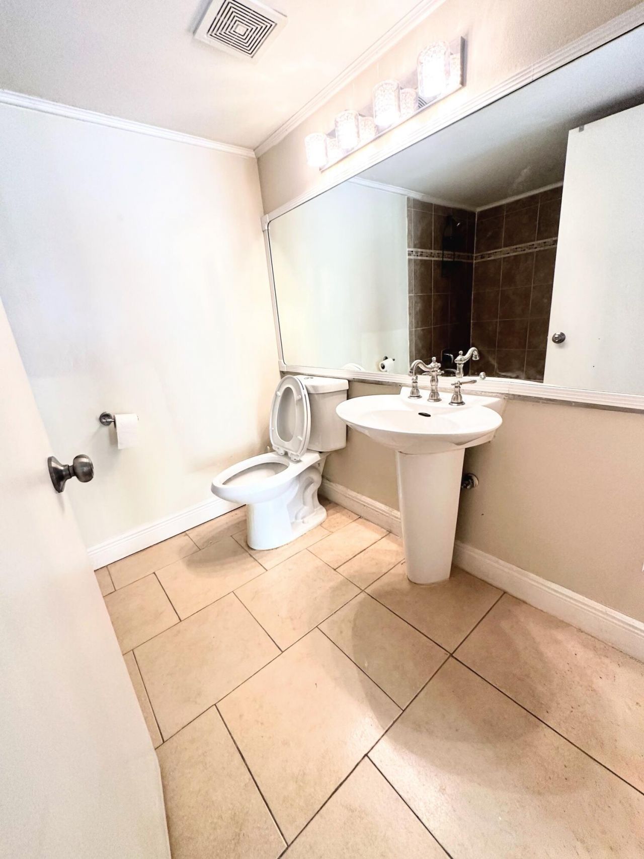 430 NW 214th Street, Unit 103, Miami Gardens, FL 33169 Photo