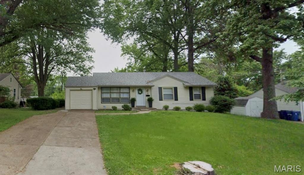 10 Drummond Drive , Saint Louis, MO 63135 Main Photo