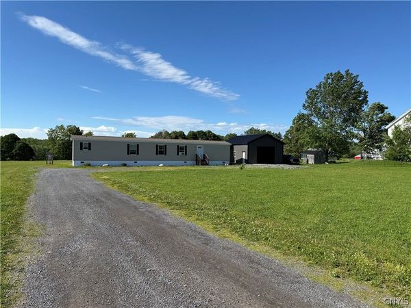 2352 County Route 15 , Sandy Creek, NY 13145