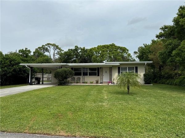 2026 15th Lane, Vero Beach, FL 32960