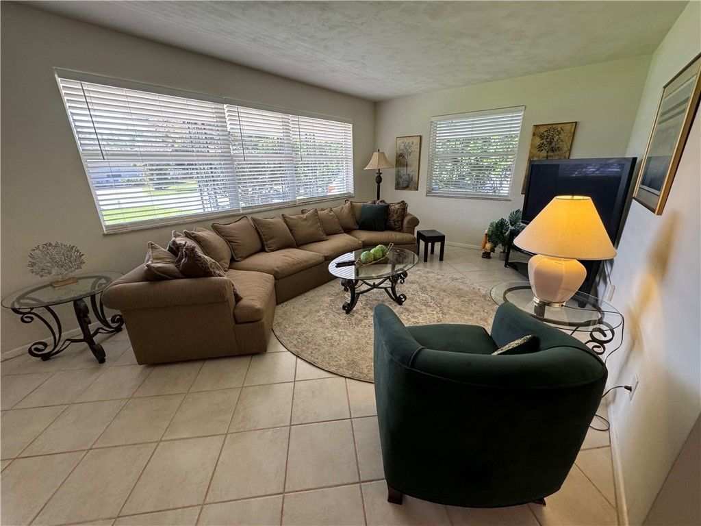 2026 15th Lane, Vero Beach, FL 32960 Photo