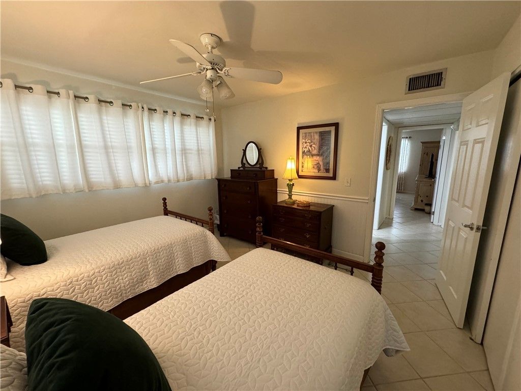 2026 15th Lane, Vero Beach, FL 32960 Photo