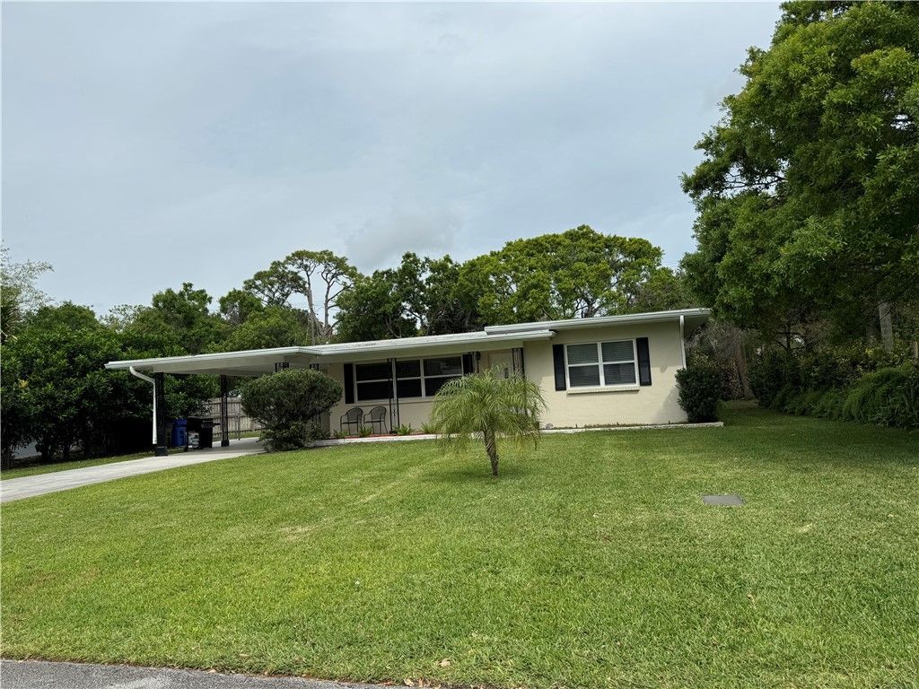 2026 15th Lane, Vero Beach, FL 32960 Photo