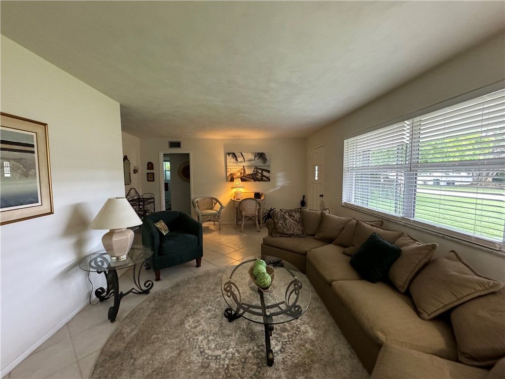 2026 15th Lane, Vero Beach, FL 32960 Photo