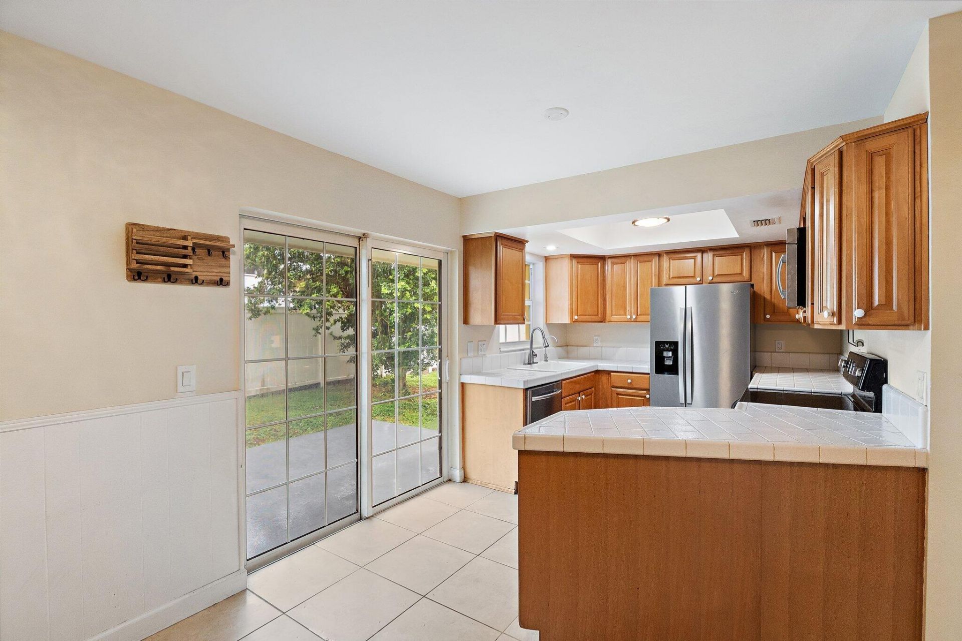 678 Riverside Drive, Palm Beach Gardens, FL 33410 Photo