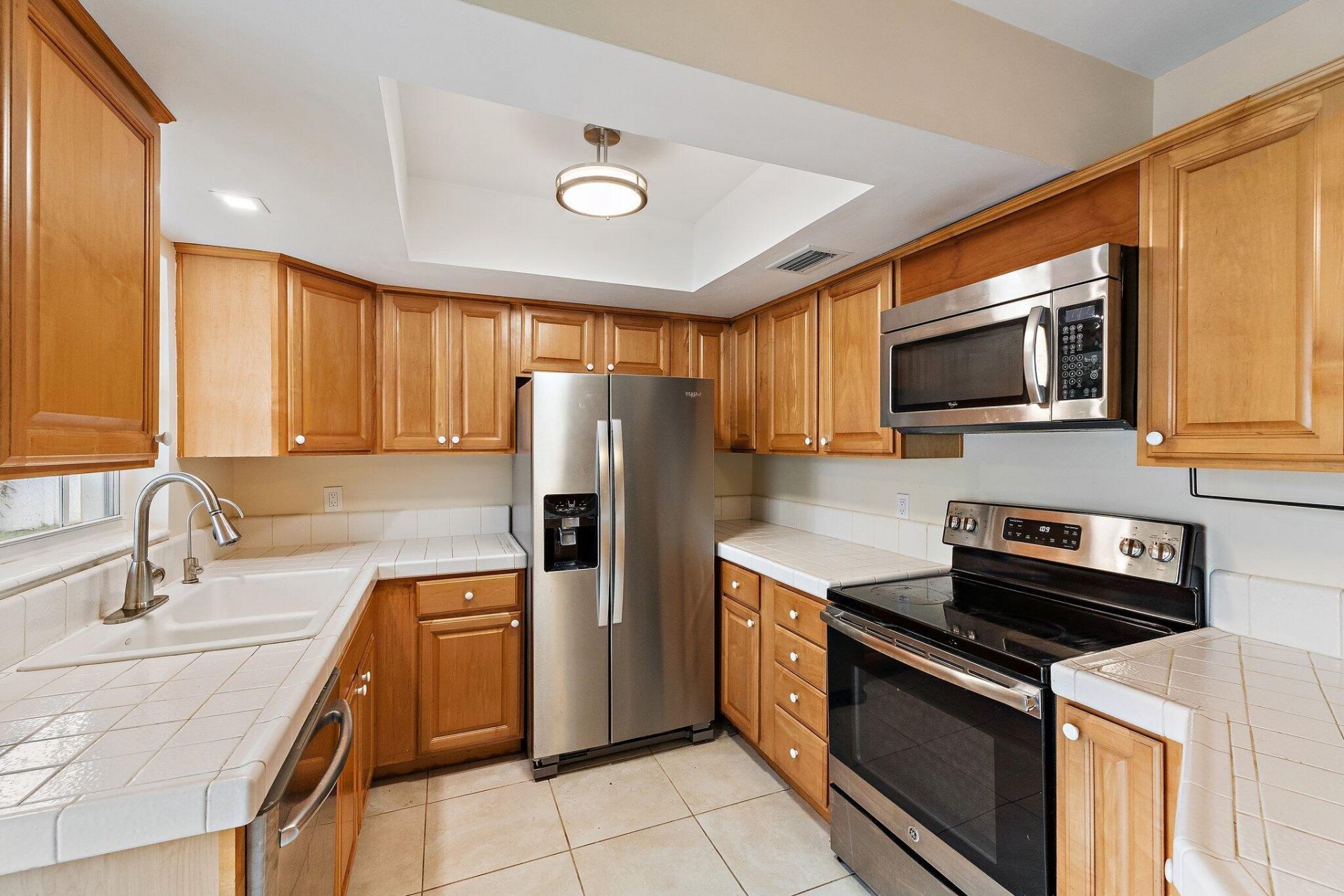 678 Riverside Drive, Palm Beach Gardens, FL 33410 Photo
