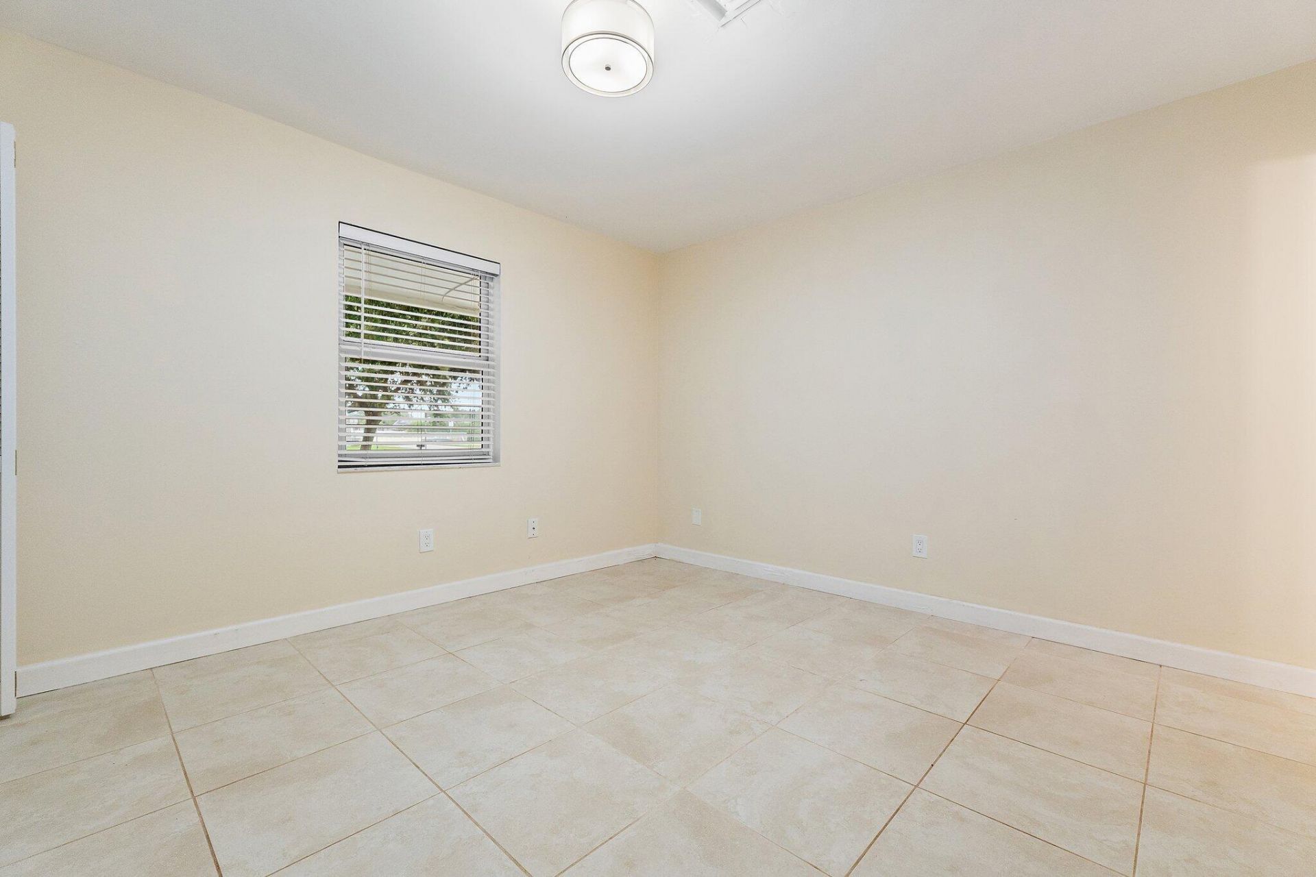 678 Riverside Drive, Palm Beach Gardens, FL 33410 Photo