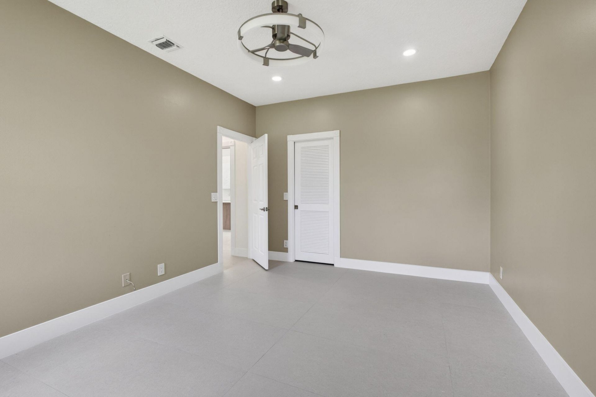 8030 Woodsmuir Drive, Palm Beach Gardens, FL 33412 Photo
