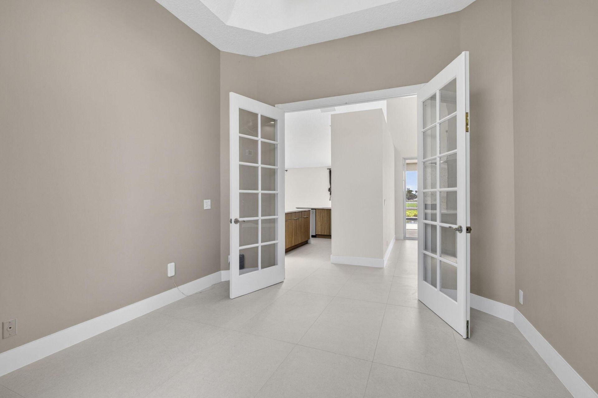 8030 Woodsmuir Drive, Palm Beach Gardens, FL 33412 Photo
